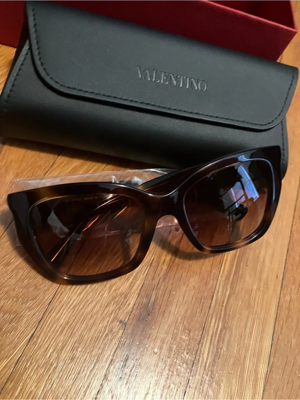 Valentino VA 4048 Women’s Havana Tortoise Full-Rim Sunglasses with Studs 53-19